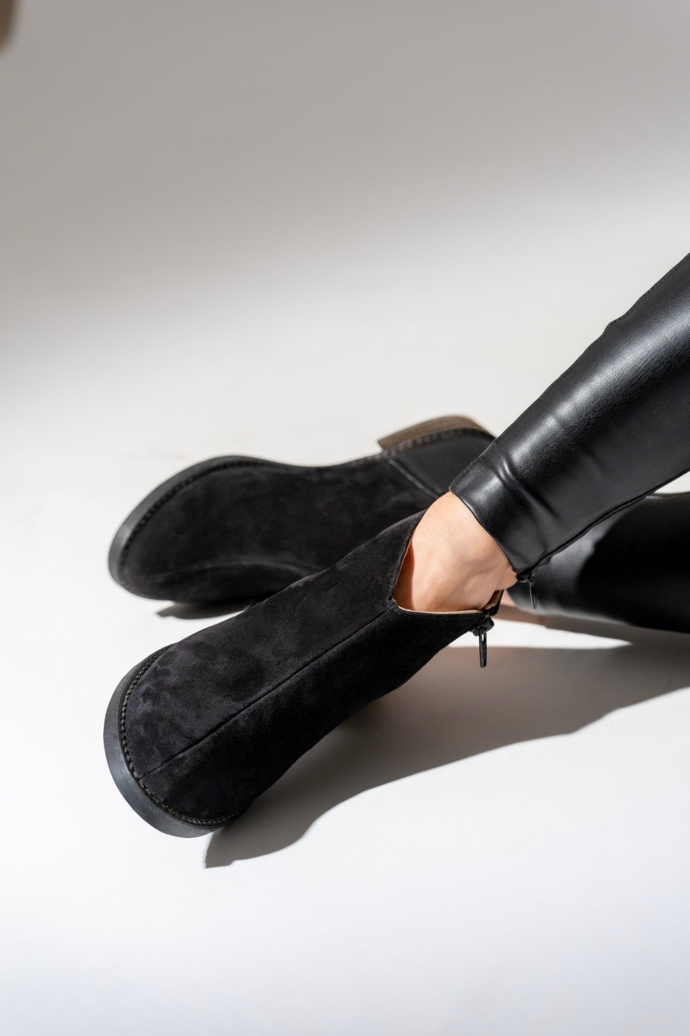 The Workshop - Ankle Boots with Zipper