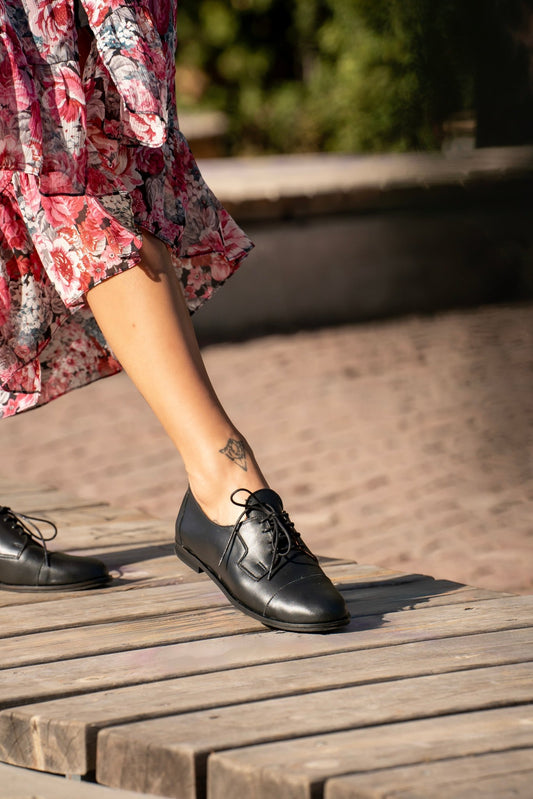 The Workshop - Cap - Toe Oxfords Bold